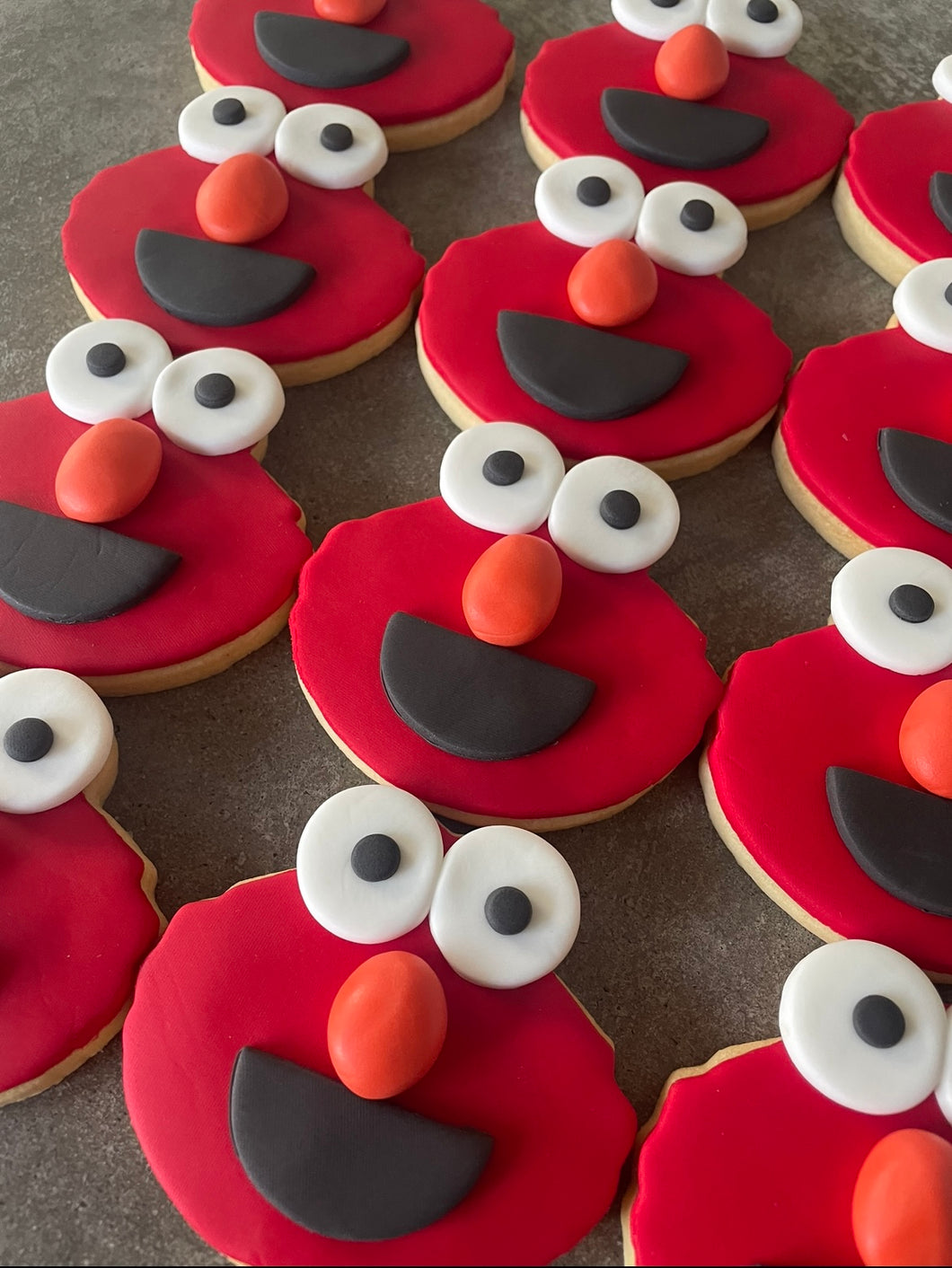 Elmo cookies qty 12